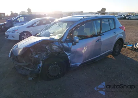 2011 Nissan Versa 1.8S z USA, uszkodzony, nr VIN 3N1BC1CPXBL435289